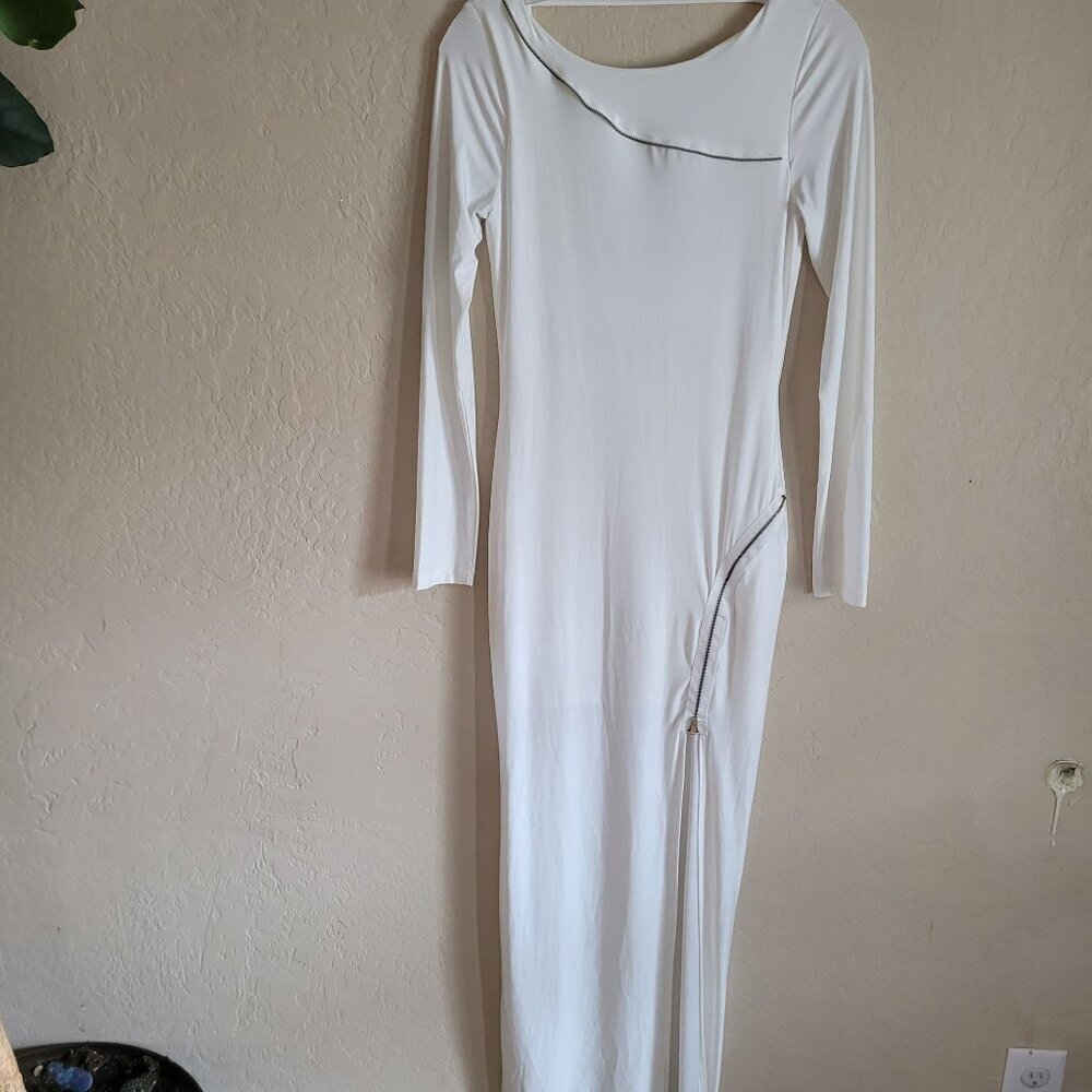 Cefian USA Long White Maxi Dress With Zipper Detail size S